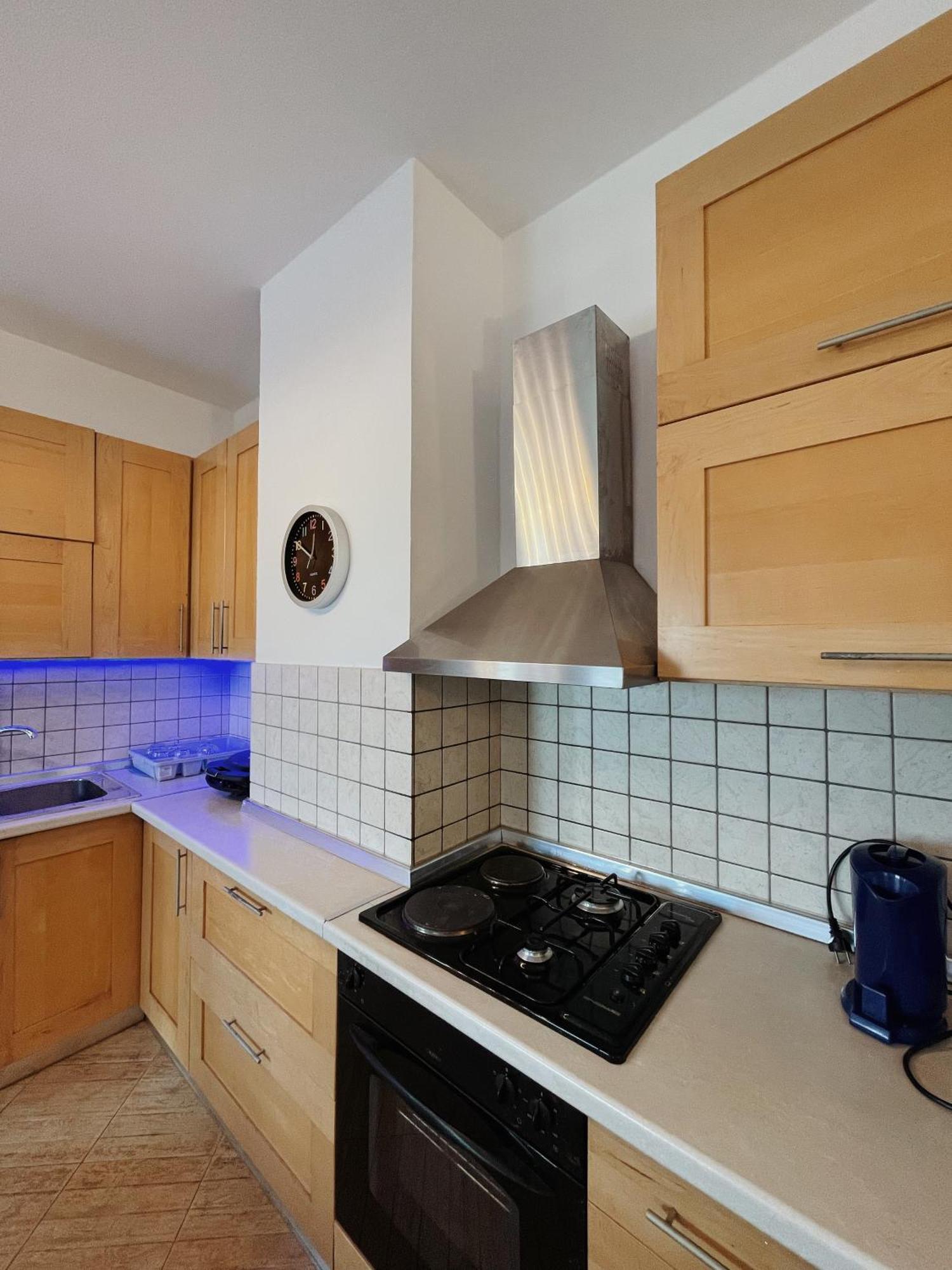 Lovely Apartment Tirana Esterno foto