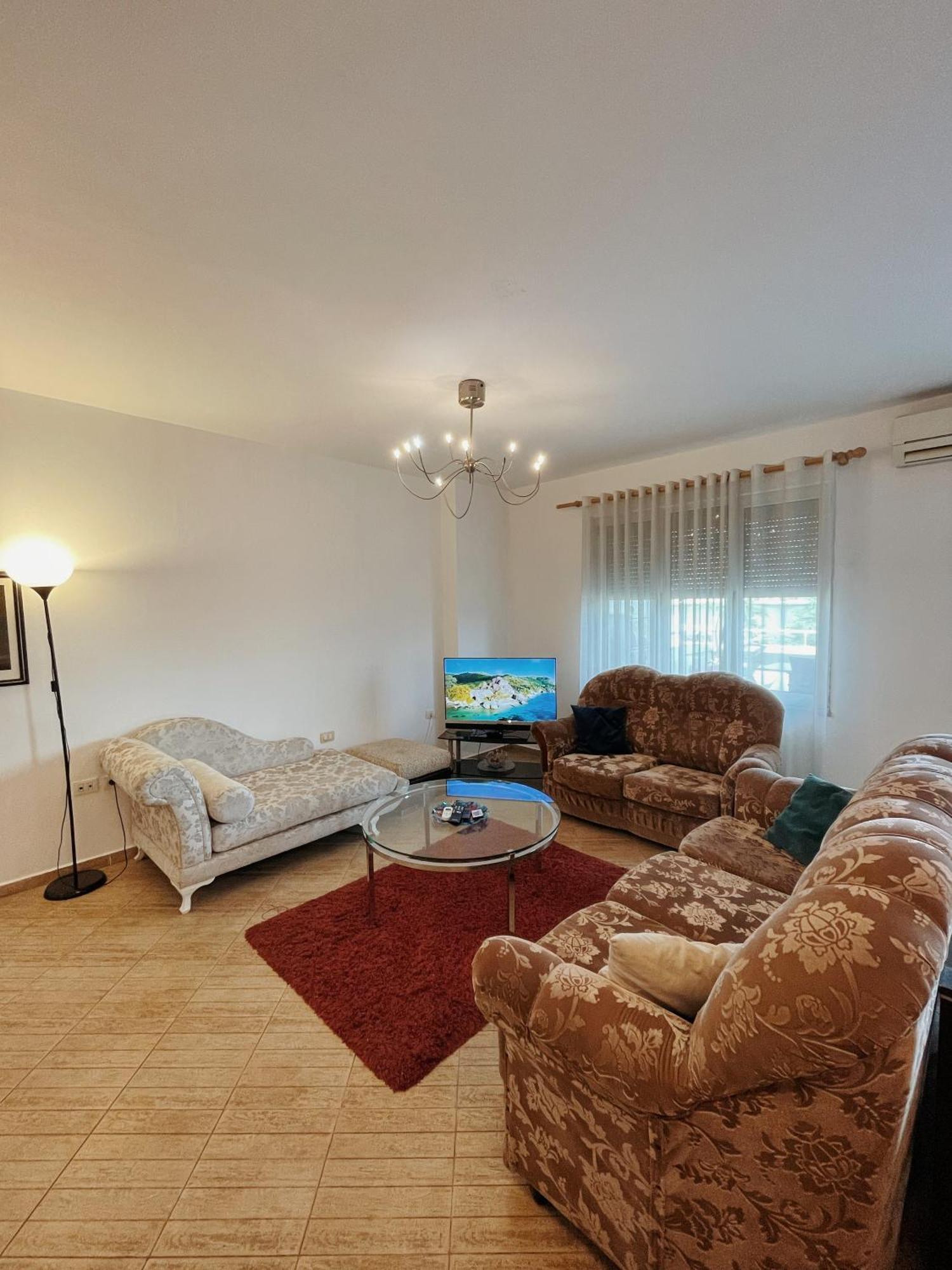 Lovely Apartment Tirana Esterno foto
