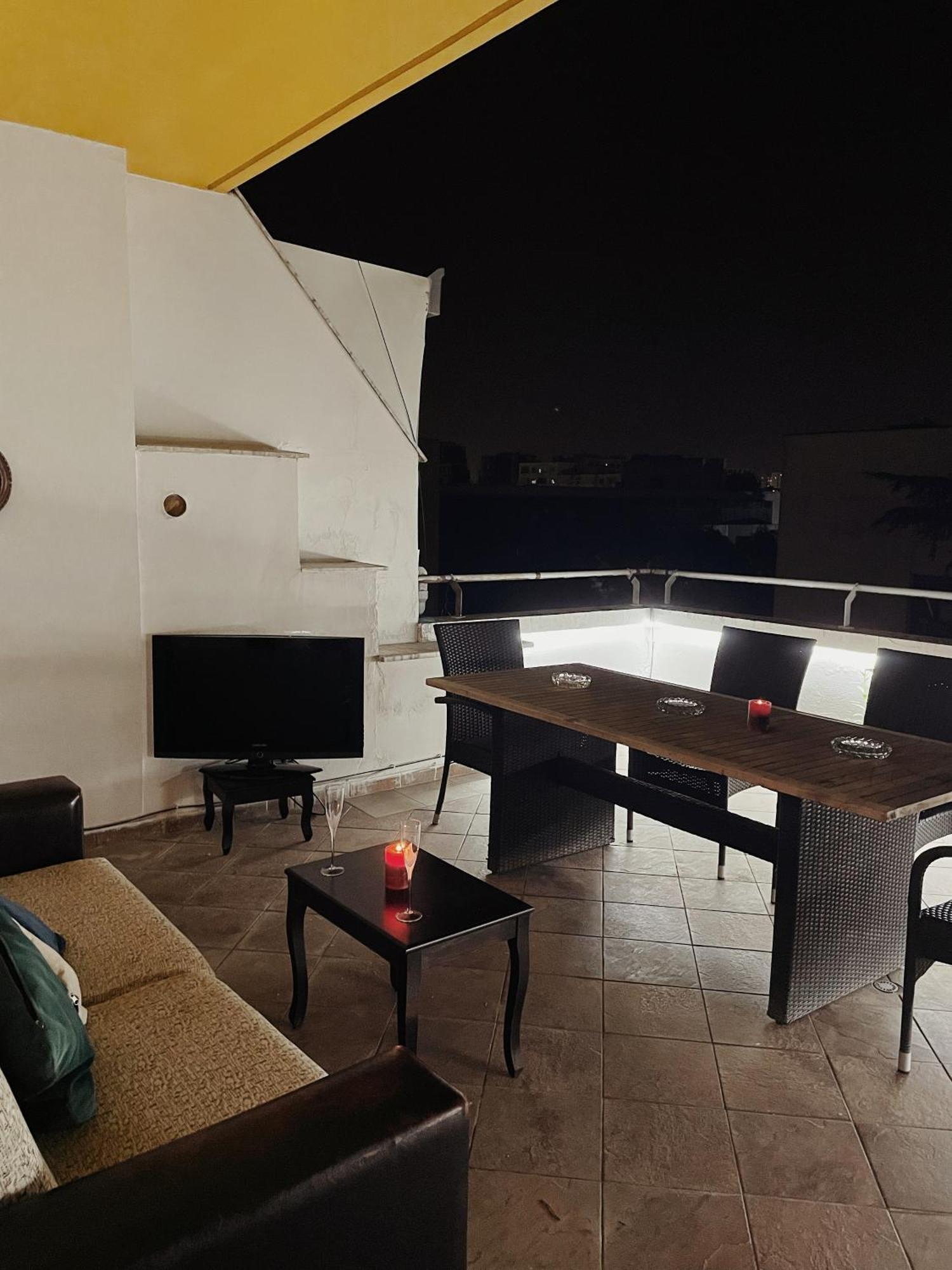 Lovely Apartment Tirana Esterno foto